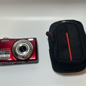 Nikon Coolpix L22 12.0MP Digital Camera Point and Shoot